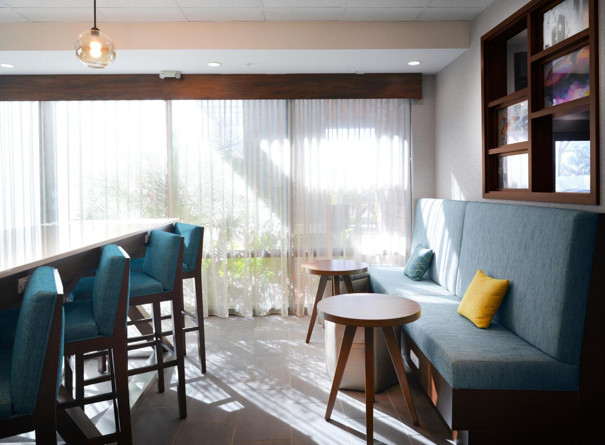 Hampton Inn Pinellas Park St Petersburg, Fl Экстерьер фото